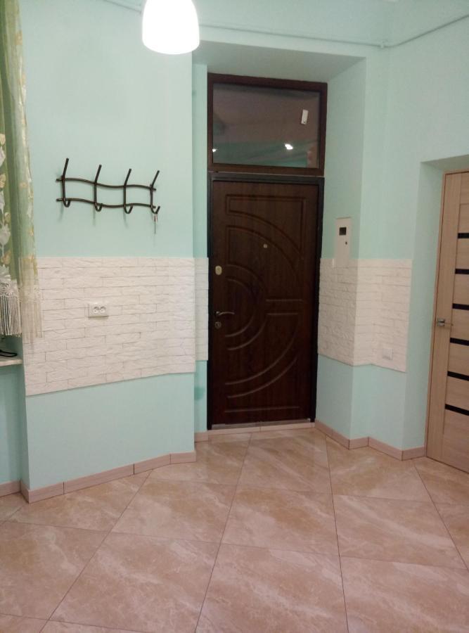 לבוב Apartment Ak. Kuchera Street מראה חיצוני תמונה